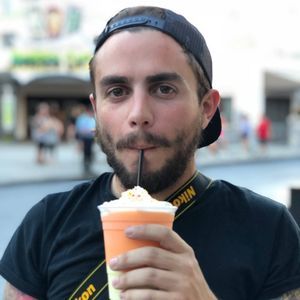 Meet your Posher, Charles